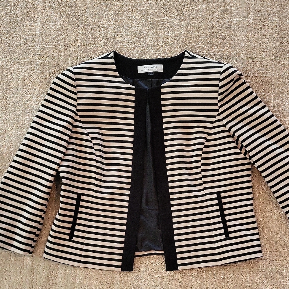 Tahari Black and Tan Striped Blazer